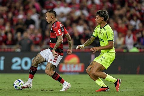 EVERTON CEBOLINHA DO FLAMENGO A VIDA O LUXO E AS TRETAS DO CRAQUE