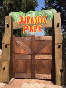 Entrance Jurassic Park Party Dinosaur Theme Party Jurassic Park Birthday Party