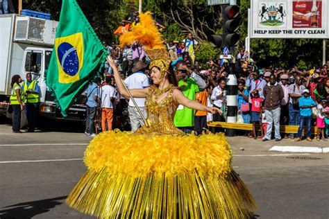 Harare International Carnival Africa Bateria De Escola De Samba