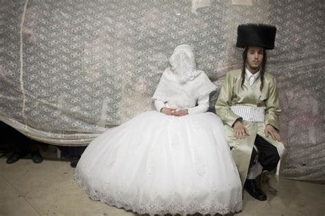 Hasidic jewish wedding rituals | City Of