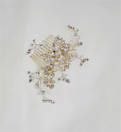 Delicate Pearl and Crystal Comb style no. 242691 – Bridal Styles Boutique