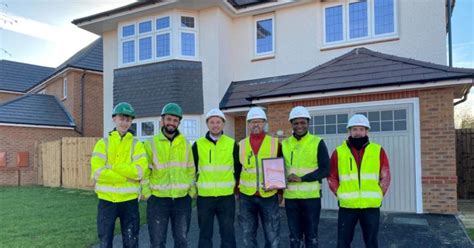 News Redrow Crowns Team Of The Year In South Midlands Redrow