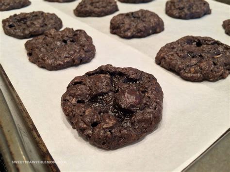 Chocolate Oatmeal Cookies – Sweet Tea (with Lemon)