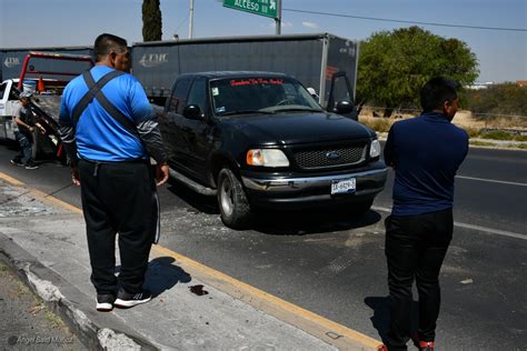 Por Falla Mec Nica Camioneta Termina Encima De Camell N Noticias De