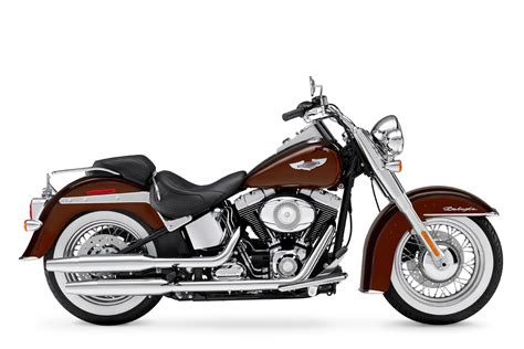 Harley Davidson Softail Deluxe Specs Performance Photos