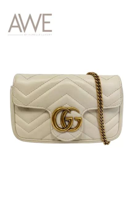 Gucci White Leather Gg Logo Marmont Matelassé Super Mini Chain