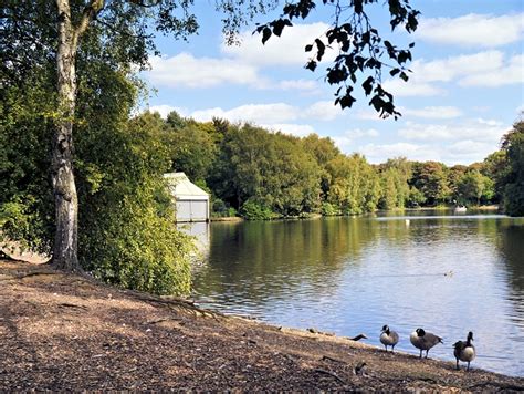 Boat House And Boating Lake At Heaton © David Dixon Geograph