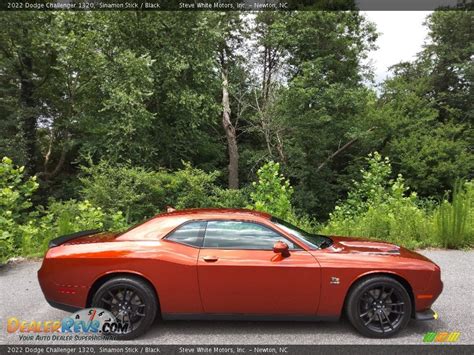 Sinamon Stick 2022 Dodge Challenger 1320 Photo 5