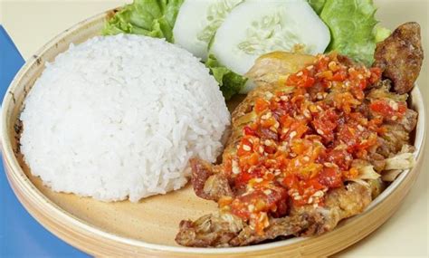 Menu Makan Malam Untuk Keluarga Yang Dijamin Suka