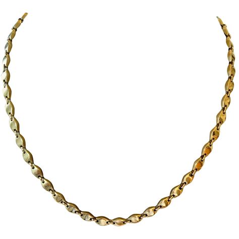 Elegant Vintage 18 Karat Yellow Gold Chainnecklace By Cartier At