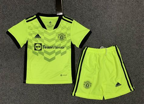 Manchester United 3rd Goalkeeper Kit – The SportsCrew