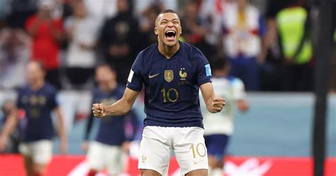 Kylian Mbappe Seen Laughing After Harry Kane S Penalty Miss In England