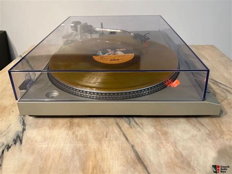 Technics Sl D Direct Drive Semi Auto Turntable Photo