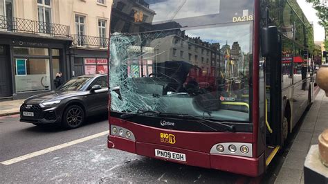 Odbegli Konji U Londonu Prerano Za Pri U O Povratku Ivotinja U