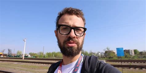 Антон Птушкин завел канал на YouTube для украинцев и посвятил новое ...