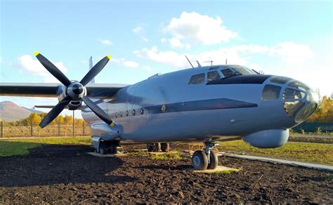 Antonov An 8 Arsenyev