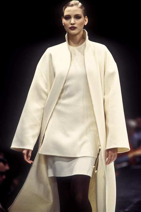 Gianfranco Ferre Runway Show RTW F W 1993 Nadja Auermann Winter