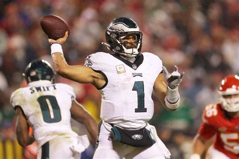 Jalen Hurts Leads Second Half Rally As Eagles Beat Chiefs In Super Bowl