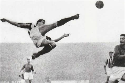 Carlo Parola storia della rovesciata più famosa del calcio italiano