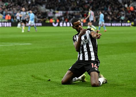 Alexander Isak Says Year Old Newcastle Teammate Has Become His Best