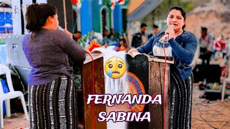 Solista Fernanda Sabina Coros de adoración Juntos con Banda Apocalipsis