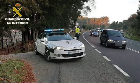 Una Conductora Que Cuadruplicaba La Tasa De Alcohol Pide Ayuda A La