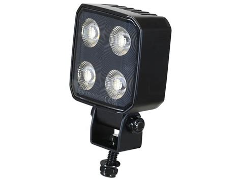 Lampa Robocza Led Rozproszona O Du Ej Mocy Lumen W Kwadrat