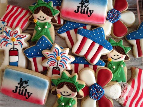 Fourth Of July Cookies Independence Day Patriotic Cookies Patriotic Cookies Fun Desserts