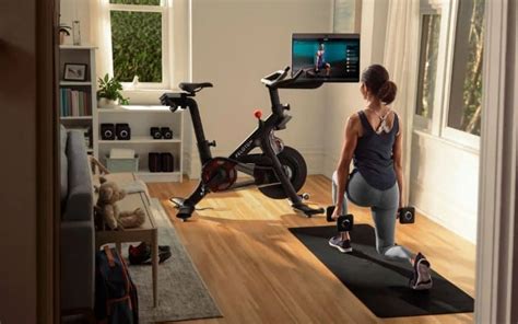 Zwift Vs Peloton Which Is Best For Indoor Cycling