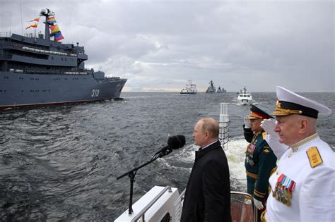 Putin Dotará A La Armada Rusa Con Letales Misiles Hipersónicos Zircon