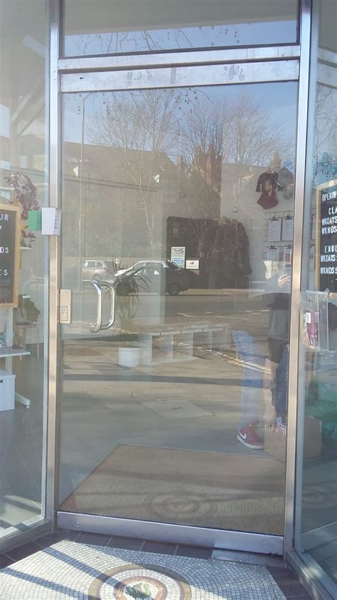 Frameless Glass Doors - A to Z Glazing