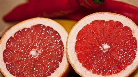 Propiedades Del Pomelo Y Contraindicaciones Para La Salud