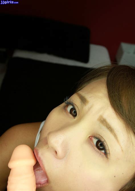 Thumbnow Japanese Babe Miu Tamura Erotic Photo