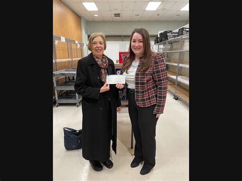 Unity Bank Donates To Food Pantries In Nj And Lehigh Valley