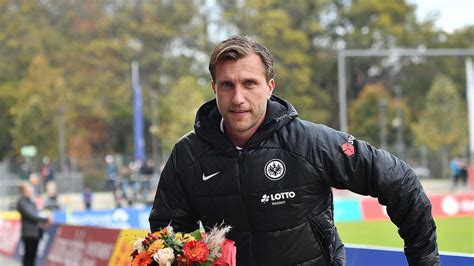 Krösche begeistert von Eintracht Frankfurts WM Star