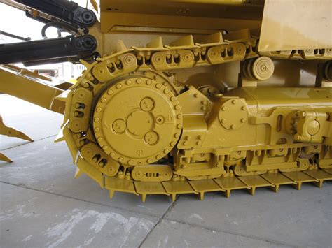 Caterpillar D7E hybrid dozer photos - CNET