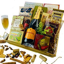 Christmas Wine Gift Baskets | DIYGB