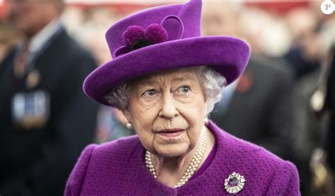 Elizabeth Ii Son Certificat De Décès Dévoilé De Précieux Détails Sur