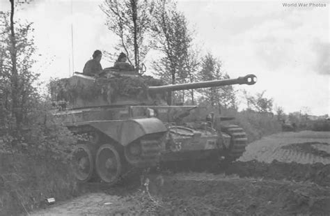 Comet tank of 11th Armoured Division 2 | World War Photos