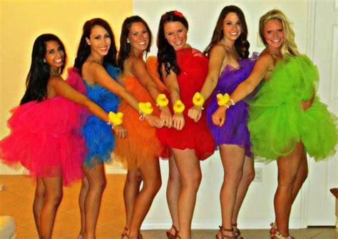 24 Cheap And Easy Diy Group Costumes For Halloween Twistedsifter