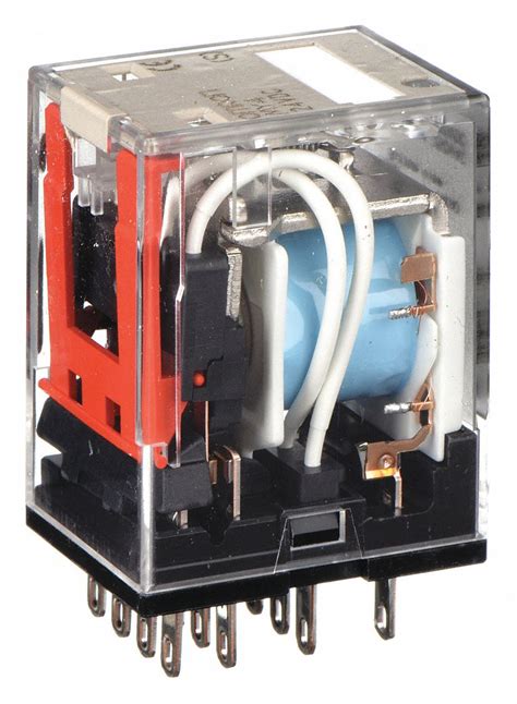 OMRON Socket Mounted 5 A Current Rating General Purpose Relay