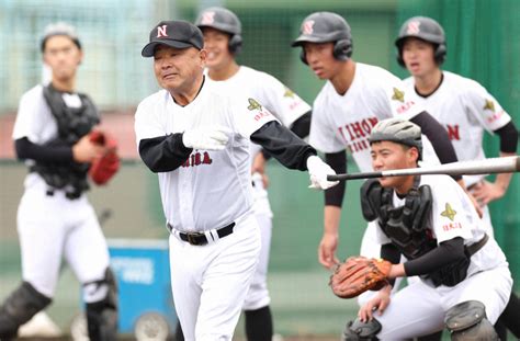 「おっさんでも」日大三島・永田監督、泥だらけ指導 2年でセンバツ（センバツlive！） Yahooニュース