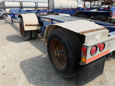 Used Spread Axle Tank Chassis Innova Industries