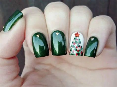 Pin By Ana Hazael On NAILS WITH STYLES Green Nails Christmas Nail