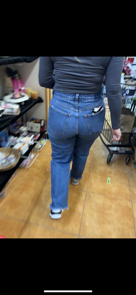 Faceshot Latina In Jeans Tight Jeans Forum