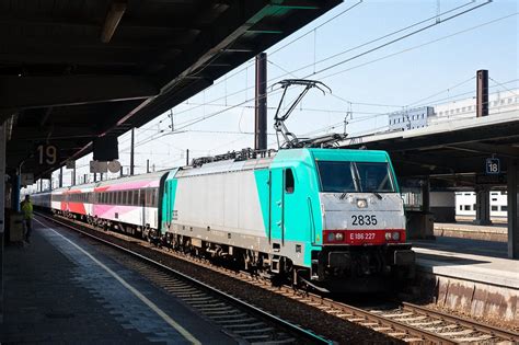 Amsterdam To Brussels By Train Thalys Vs Intercity Railcc