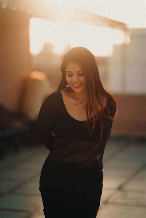 Bandhavi Sridhar In Black Saree Photos South Indian Actress