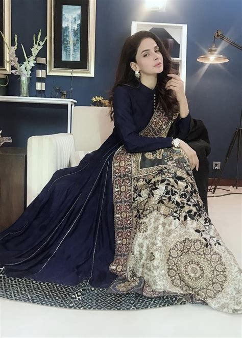 Saba Qamar Stylish Dresses Pakistani Fashion Party Wear Designer