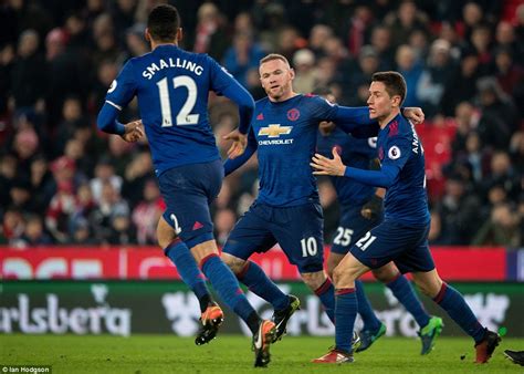 Man Utd News Wayne Rooney Breaks Goalscoring Record Daily Mail Online