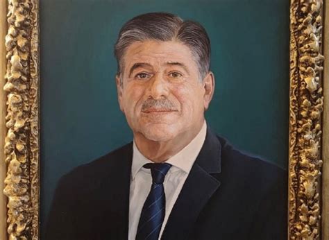 Así se pintaron y quedaron los retratos de Rodolfo Suarez y Mario Abed